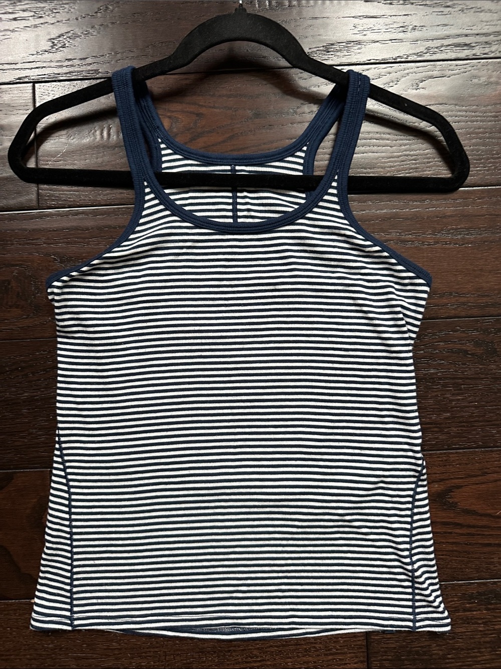 Lululemon super soft Women's Navy & White Striped Racerback Tank Top